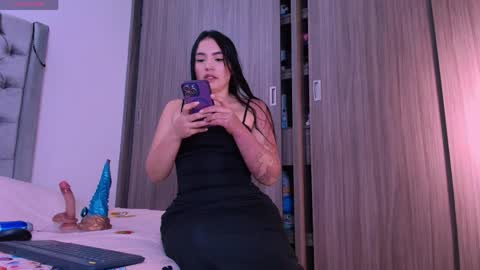 Andrea online show from April 11, 1:43 am