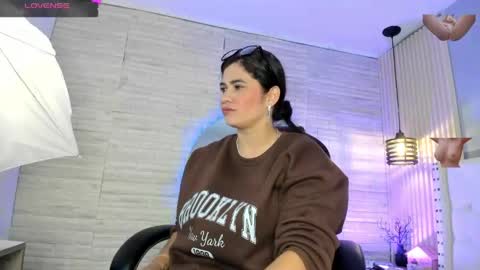   online show from March 24, 12:00 pm