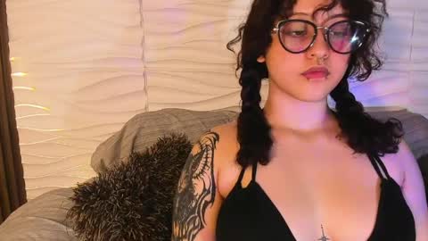 suxan_white online show from April 9, 8:03 pm