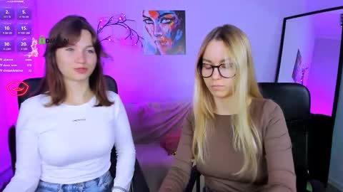suzi_love online show from October 10, 7:19 pm