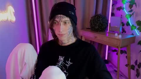 Eric online show from February 4, 10:13 pm