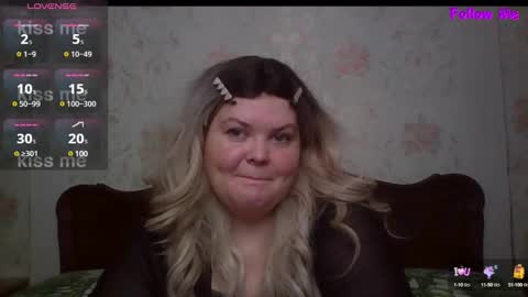 sweet69girl69 online show from February 9, 9:28 pm