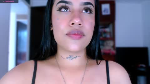 Snapshot of sweet_angel2001 chatting on October 21, 6:55 pm Stephanie online show from October 21, 6:55 pm