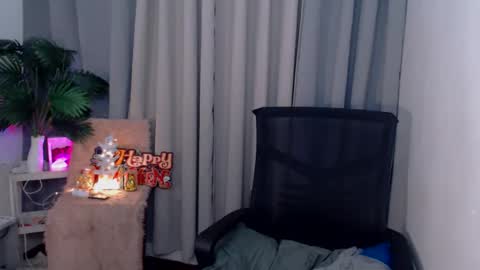 sweet_candyxz online show from October 23, 12:01 am