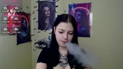 Ivy online show from March 26, 7:13 am