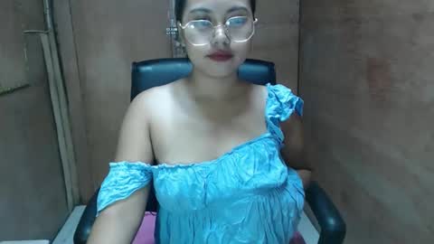 sweet_czylle online show from March 21, 11:30 pm