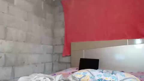 Snapshot of sweet_feeling30 chatting on October 6, 8:04 pm carolina online show from October 6, 8:04 pm