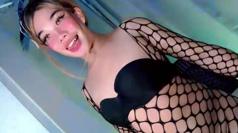 sweet_katrina69 online show from October 29, 1:24 pm