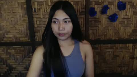 sweet_lady14 online show from April 26, 4:37 pm