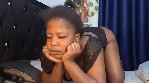 Sweet lizzyy online show from November 9, 12:03 am