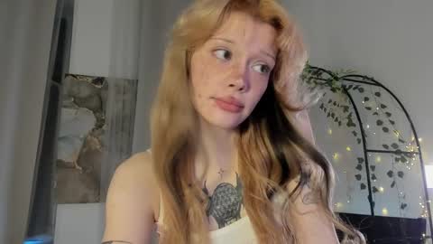 Melissa. Join me on Fansly link in social medias online show from June 8, 1:39 am