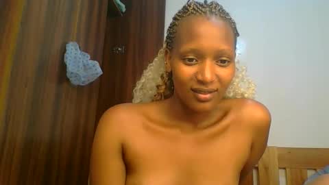 Linda online show from March 14, 6:56 pm