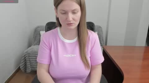 Mila online show from February 20, 2:30 pm