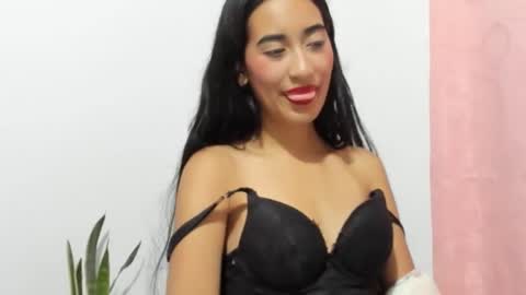 Nhaomy online show from February 12, 5:44 am