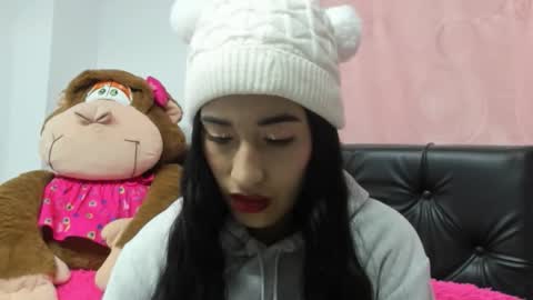 Nhaomy online show from March 18, 3:45 am