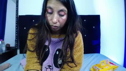 Adriana online show from March 18, 1:00 am