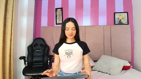 Sweet Sofiii  online show from March 5, 10:52 pm