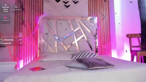 tamy  online show from October 28, 9:05 pm