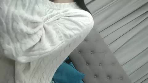 sweet_tatiana28 online show from May 17, 4:27 pm