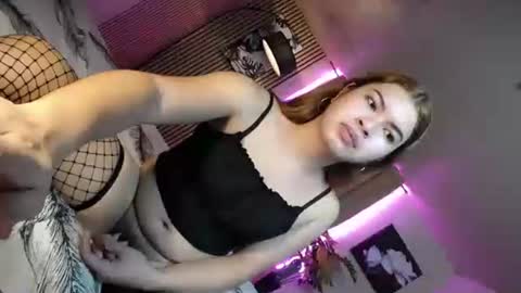 sweet_trexie online show from October 28, 5:08 am