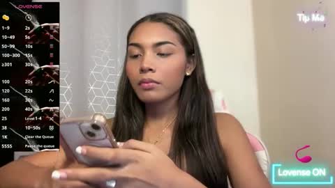 Trisha online show from March 1, 7:51 pm