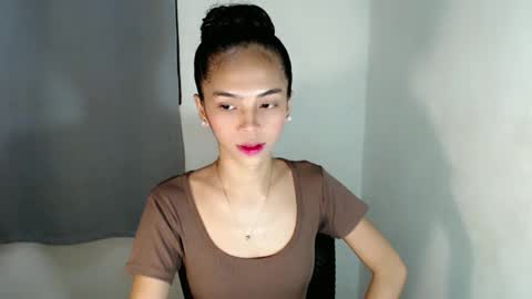 sweet_tyla online show from November 4, 6:04 am