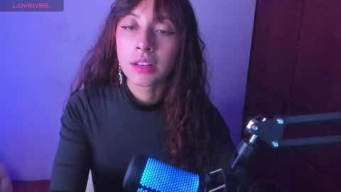 sweet_venus4 online show from March 6, 5:22 pm