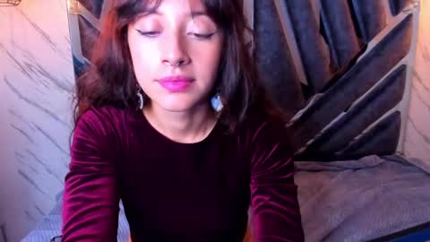 sweet_venus4 online show from March 12, 5:28 pm