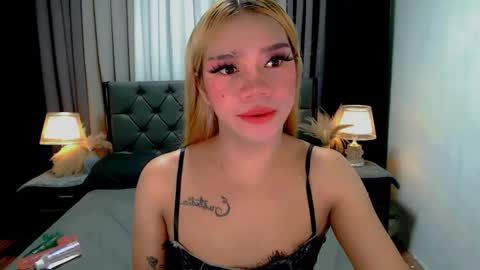 bea takashi  online show from May 13, 8:57 am