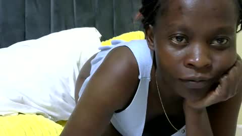 LIANAH online show from March 25, 7:09 pm