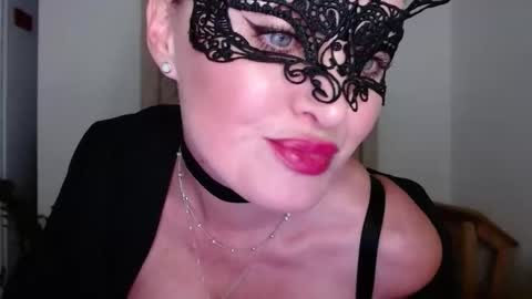 Snapshot of sweetberryxxx chatting on October 25, 12:55 am Diana online show from October 25, 12:55 am