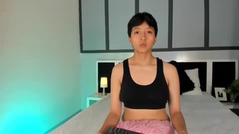 Eva Short hair girl  - Victoria Long red hair online show from November 30, 1:34 am