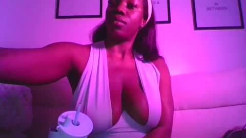 sweetcupycake online show from January 10, 1:55 am