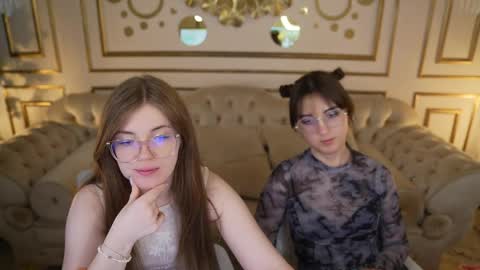 Amelia online show from May 6, 2:23 pm