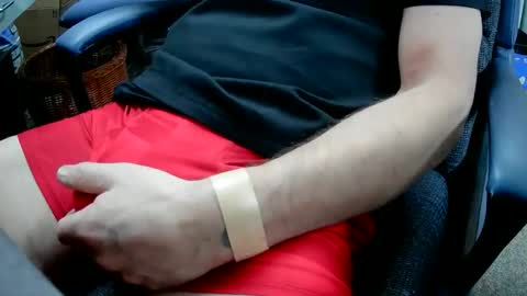 Stick around its a grower online show from January 19, 12:37 pm