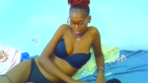 sweetebony123 online show from November 17, 10:23 pm