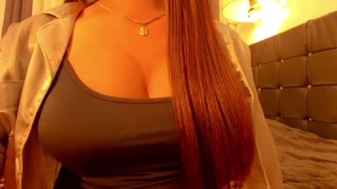 sweetest_one4 online show from April 4, 9:44 pm