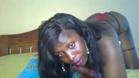 SweetestSexyEbony online show from January 16, 6:35 am