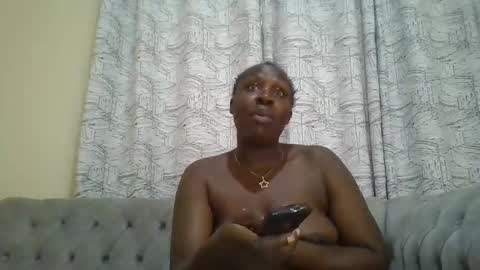 SweetestSexyEbony online show from January 9, 11:14 am