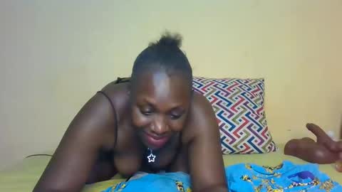 SweetestSexyEbony online show from January 18, 1:41 am