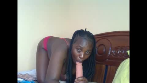 SweetestSexyEbony online show from December 8, 5:22 pm