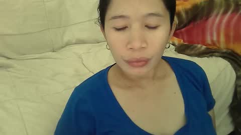 Snapshot of sweetfilipinawet chatting on October 23, 2:29 pm Stacy online show from October 23, 2:29 pm