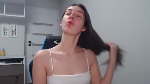 Emma  online show from February 27, 6:33 pm