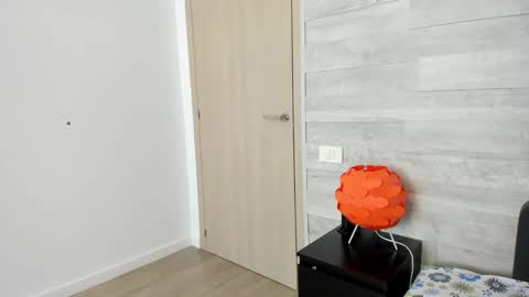 sweetheartmia online show from March 18, 7:58 am