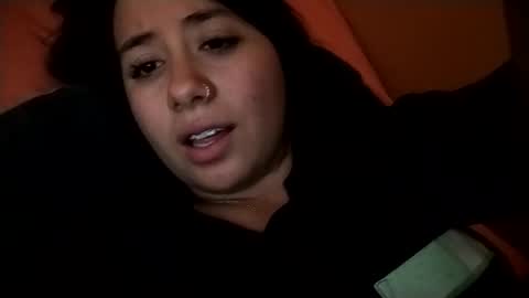 Ana Mara  i cant Make noise My family is here  online show from April 22, 5:47 am