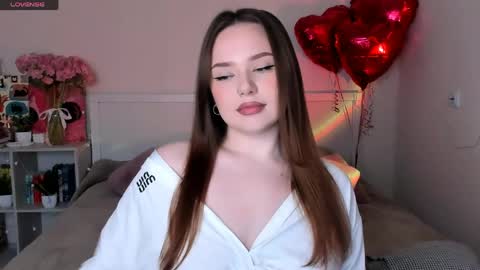 Hannah online show from May 28, 2:48 pm