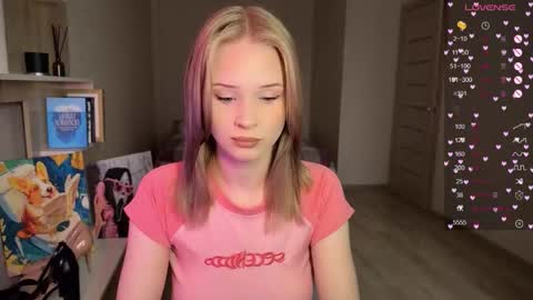 sweetie Lisa3 online show from October 16, 6:13 am