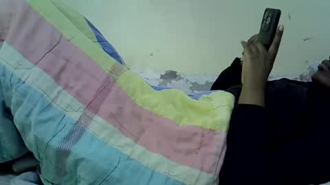 sweetielonglips online show from December 17, 8:21 am