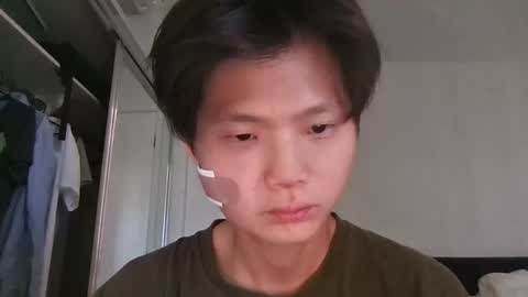 sweetiepuppy421 online show from April 7, 1:29 am