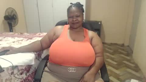 sweetnoziexxx online show from April 12, 9:35 am